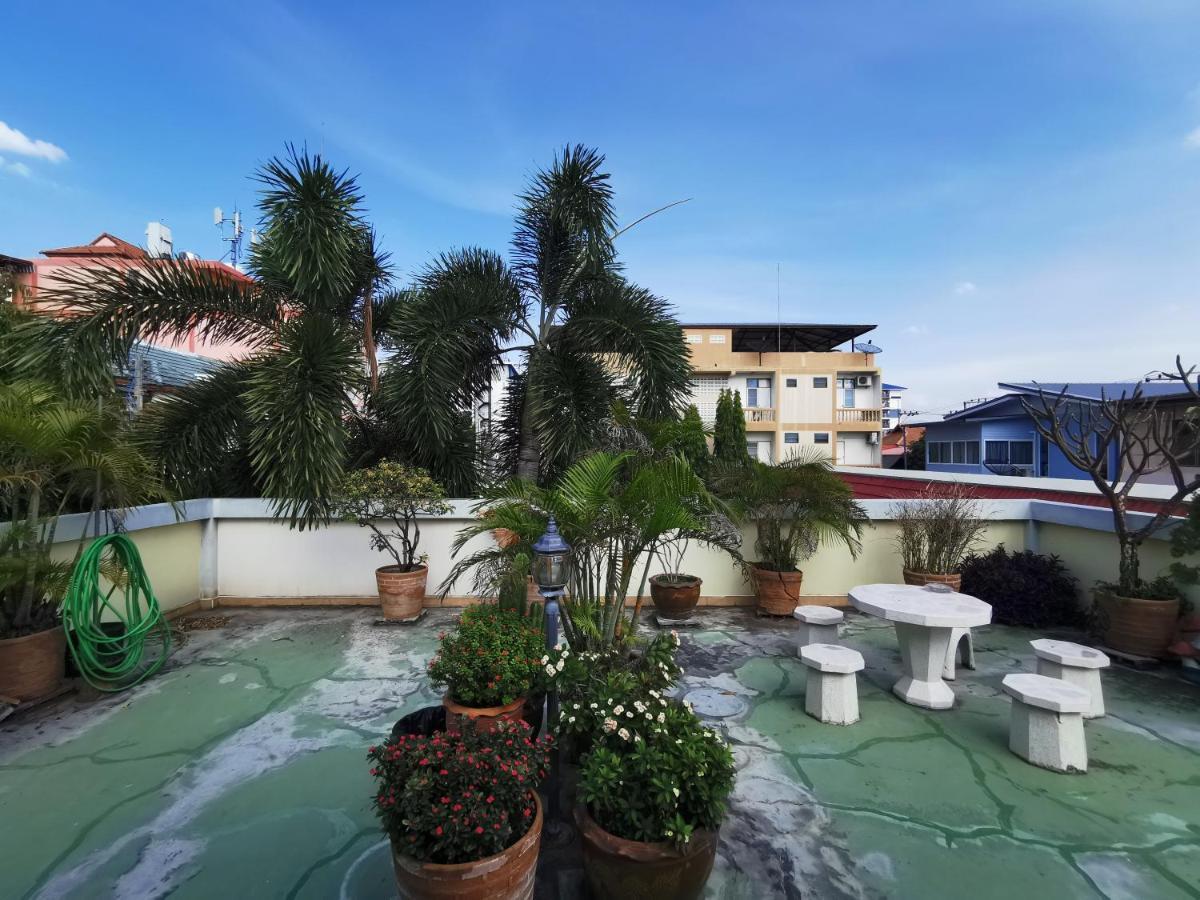 Samiya Guesthouse Bangsaen Dış mekan fotoğraf