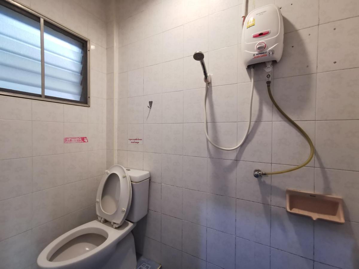 Samiya Guesthouse Bangsaen Dış mekan fotoğraf
