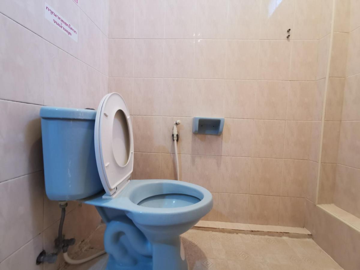 Samiya Guesthouse Bangsaen Dış mekan fotoğraf